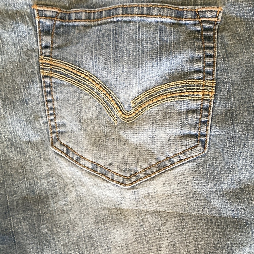 Stretchy Jeans - Picture 5 of 8